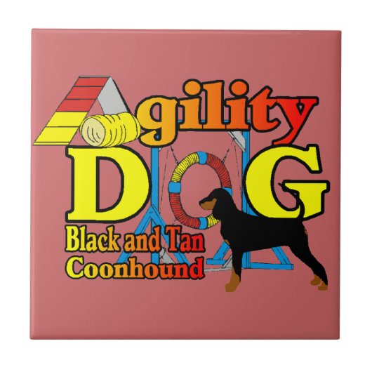 Black en Tan Coonhound Agility Tegeltje (Voorkant)