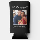 Black Engagement Party-foto nog lang en gelukkig Seltzer Blikjeskoeler (Voorkant)