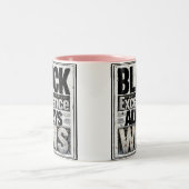 Black Excellence - Zwarte Geschiedenis Maand Tweekleurige Koffiemok (Center)