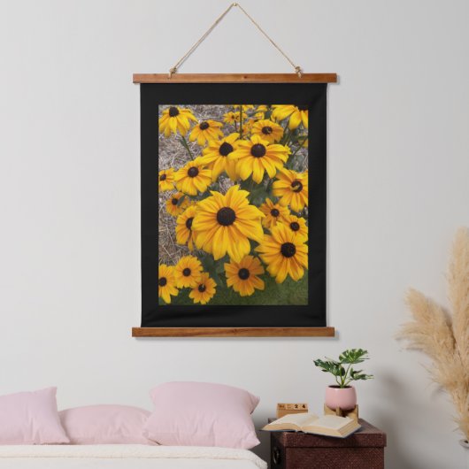Black Eyed Susan Flowers met zwarte rand Hangend Wandkleed (Slaapkamer)