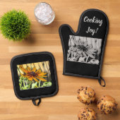 Black Eyed Susan Potholder Set (Top down)