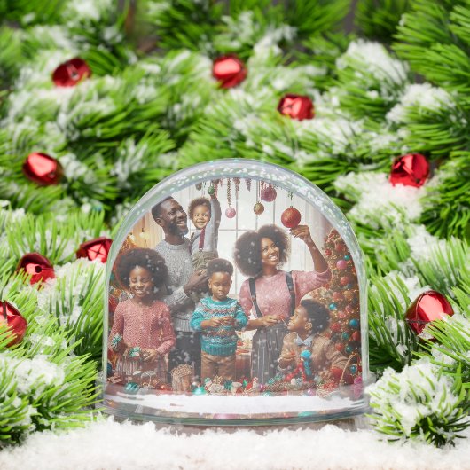 BLACK FAMILY CHRISTMAS SNOW GLOBE SNEEUWBOL (Kerstmis)