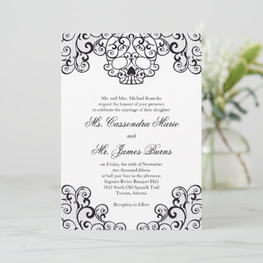 Black Fancy Lace Skull Weddenschap Kaart (Staand voorkant)