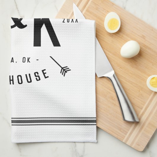 Black Farmhouse Arrow Monogram | bewerkbare kleure Theedoek (Quarter Fold)