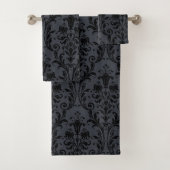 Black Floral Damask op houtskool Grey Bad Handdoek (Insitu)