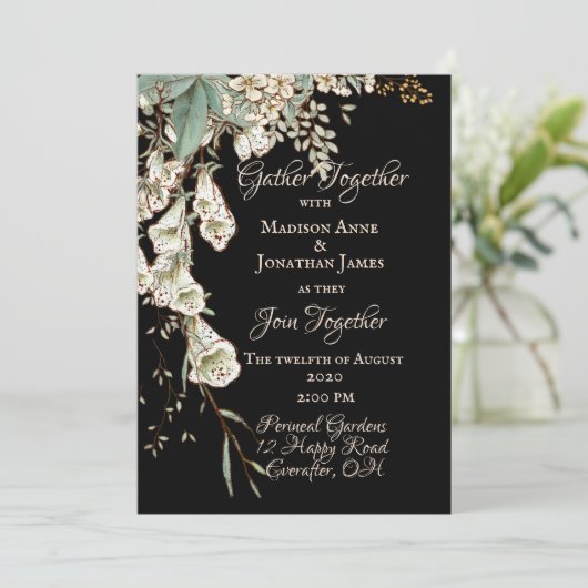 Black Floral Garland Script Elegant Wedding Kaart (Staand voorkant)