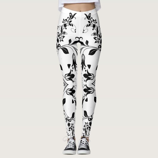 Black Floral Pattern on White Women's Workout Leggings (Voorkant)