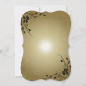 Black Flower Swirls on Gold Damask Wedding Invite Kaart (Achterkant)