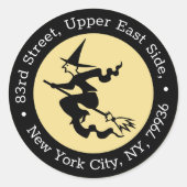 Black Flying Witch Spooky Halloween Return Address Ronde Sticker (Voorkant)