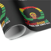 Black Freedom Free Ish sinds 1865 Juneteenth Cadeaupapier (Rol Hoek)