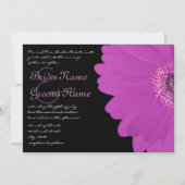 Black & Fuchsia Gerber Daisy Wedding Invitation Kaart (Voorkant)