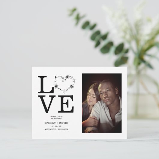 Black Funny Floral Love Heart Custom photo Couple Aankondigingskaart (Staand voorkant)