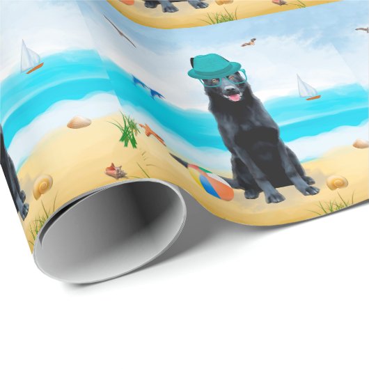 Black German Shepherd Dog on Beach Cadeaupapier (Rol Hoek)