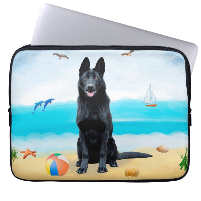 Black German Shepherd Dog on Beach Laptop Sleeve (Voorkant)