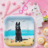 Black German Shepherd Dog on Beach Papieren Bordje (Feest)