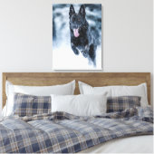 Black German Shepherd in snow Duvet Cover Canvas Afdruk (Insitu (Slaapkamer))