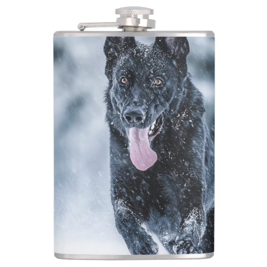 Black German Shepherd in snow Duvet Cover Heupfles (Voorkant)