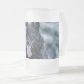 Black German Shepherd in snow Duvet Cover Matglas Bierpul (Voorkant rechts)