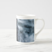 Black German Shepherd in snow Duvet Cover Porselein Kop (Rechts)