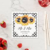 Black Gingham Rustic Sunflower Floral Wedding Servet (Insitu)