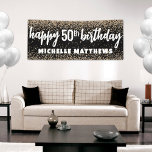 Black Gold 50th Birthday Spandoek<br><div class="desc">Vier een speciale mijlpaal met deze horizontale 50e verjaardag banner, ontworpen met gedurfde en feestelijke flair. Aan de boven- en onderkant voegen glinsterende gouden en zilveren faux glitter confetti een leuke en feestelijke touch toe. In het midden, "Happy 50th Birthday" is geschreven in een mix van handgeschreven script kalligrafie en...</div>
