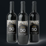 Black Gold 50th Birthday Wijn Etiket<br><div class="desc">Etiketten op creëer gepersonaliseerde wijnflessen die zijn voorzien van jouw naam en leeftijd waarop witte palmvloeren en lichtjes op een zwarte achtergrond worden aangebracht - VERANDEREN de ACHTERGROND COLOR naar alles. Alle tekst-,  lettertypen- en lettertypekleuren kunnen worden gewijzigd. Bekijk objecten in onze winkel.</div>