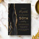 Black Gold Agate Dark 50th Birthday Party Kaart<br><div class="desc">De linkerrand van deze elegante, moderne verjaardagsfeestelijke uitnodiging is voorzien van een zwarte waterverf aan de rand van een donkere, met gouden faux glitter getrimde rand. De aanpasbare tekst combineert goudkleurige handschrift-, copperplate- en cursieve lettertypen op een zwarte leisteenachtergrond. De achterzijde is voorzien van een bijpassend zwart en goudvormig ontwerp....</div>