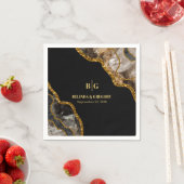 Black & Gold Agate Geode Glitter Wedding Servet (Insitu)