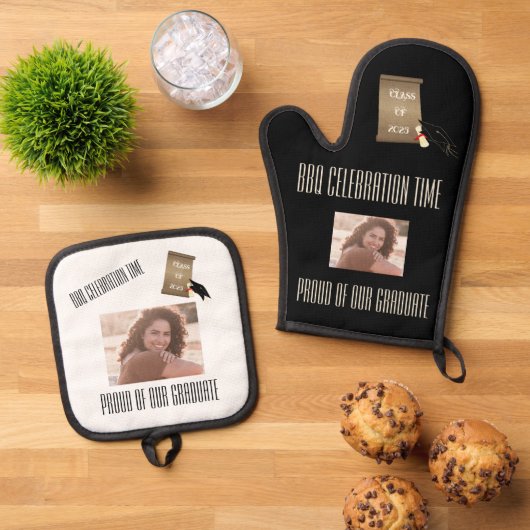 Black Gold BBQ Celebration Afstuderen aangekondigd Ovenwant & Pannenlap Set (Top down)