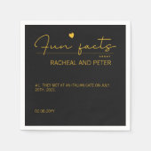 Black Gold Chic Modern Fun Facts Script Weddenscha Servet (Voorkant)
