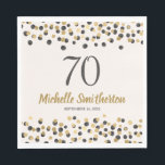 Black Gold Confetti Glitter 70th Birthday Servet<br><div class="desc">De 70e verjaardagsfeestkrant van Elegant black and gold confetti glitter women's luiers gepersonaliseerd met een naam,  feestdatum en leeftijd. Al tekst is aanpasbaar zodat deze luiers voor elke leeftijd kunnen worden ontworpen wanneer u de ontwerpgereedschappen van Zazzle gebruikt. Neem contact met ons op voor hulp bij aanpassingen.</div>