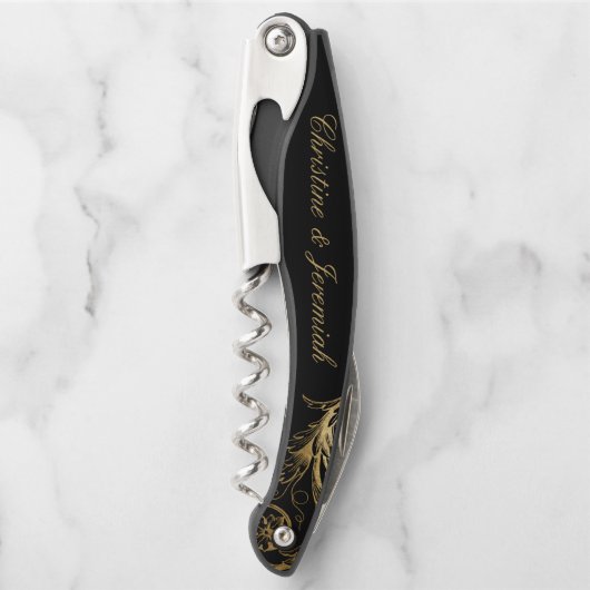 Black Gold Floral Damask Script Weduwschap Kurkentrekker (Voorkant)