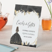 Black Gold Floral Princess Quinceanera Reclamebord Met Voetstuk (Insitu)