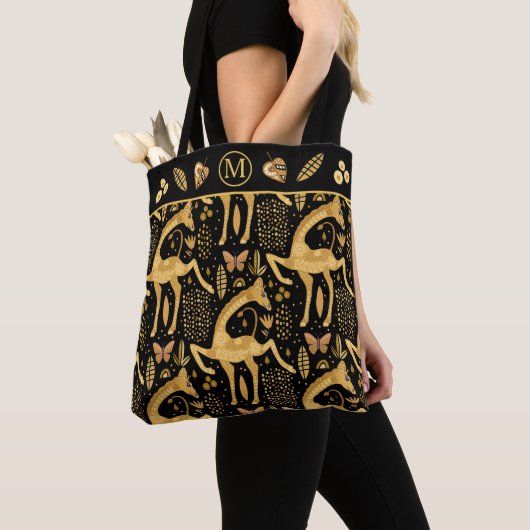 Black Gold Giraffe Boho Pattern Monogram Tote Bag (Dichtbij)