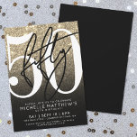 Black Gold Glitter 50th Birthday Kaart<br><div class="desc">Moderne Gradient Glitter 50e verjaardagsfeest uitnodiging. Vier zestig in stijl met dit gedurfde en chique ontwerp. De bovenste helft is voorzien van een grote witte "50" met een sassy handgeschreven zwarte script "Fifty" gelaagd over het, opvallen tegen een faux gouden glitter achtergrond die vervaagt in een slanke zwarte gradiënt. Het...</div>