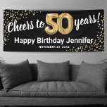 Black Gold Glitter 50th Birthday Spandoek<br><div class="desc">Vier een mijlpaal verjaardag in stijl met onze elegante 50ste verjaardag banner. Met een aanpasbare stijlvolle zwarte achtergrond, faux gold sprankeling en moderne 50e verjaardag viering tekst, deze banner is de perfecte manier om een statement te maken. Bovendien voegen onze vijftig gouden heliumballonnen een extra vleugje glamour toe. Personaliseer deze...</div>