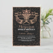 Black Gold Glitter Confetti Masquerade Sweet 16 Kaart (Staand voorkant)