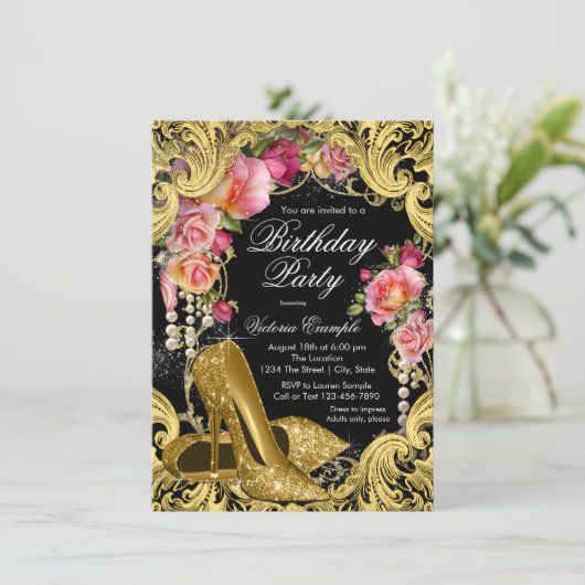 Black Gold Glitter Shoes Birthday Party Invitation Kaart (Staand voorkant)