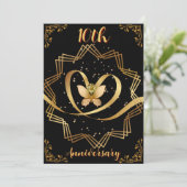 Black & Gold Heart Chic 10e bruiloft Jubileum Kaart (Staand voorkant)