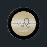 Black Gold Medical Stethoscoop hartslag Ronde Button 5,7 Cm<br><div class="desc">Een zwarte en gouden knop met een stethoscoop en hartslag die ideaal is voor degenen die in de medische industrie werken,  zoals verpleegkundigen en artsen.</div>