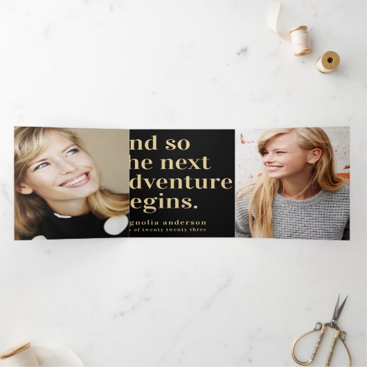 Black Gold Photos Folded Afstuderen Announounding Drieluik Uitnodiging (Binnen)