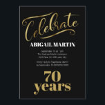 Black Gold White 70th Birthday Party Kaart<br><div class="desc">Elegant zwarte,  gouden en witte uitnodiging voor het 70ste verjaardag van vrouwen.</div>