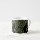 Black Gone Squatchin Woodland Digital Camouflage Espresso Kop (Voorkant rechts)