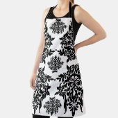 Black Gothic Design Schort (Insitu)