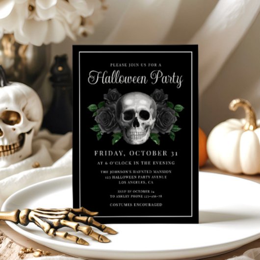 Black Gothic Floral Skull Halloween Invitation Kaart