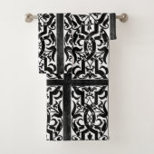 Black gothic Flower Motif Bad Handdoek (Insitu)
