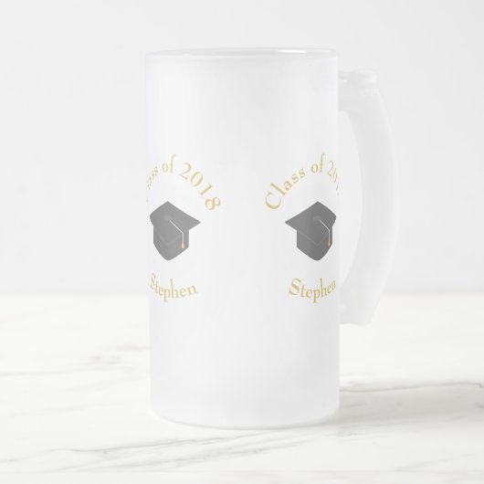 Black Graduation Cap Class of 20xx Custom Matglas Bierpul (Voorkant rechts)