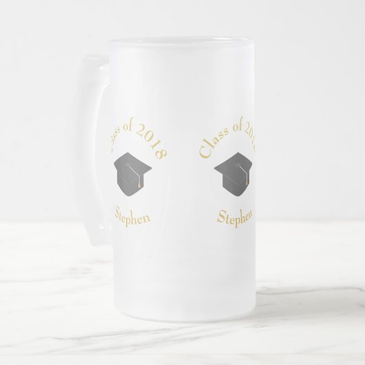 Black Graduation Cap Class of 20xx Custom Matglas Bierpul (Voorkant links)