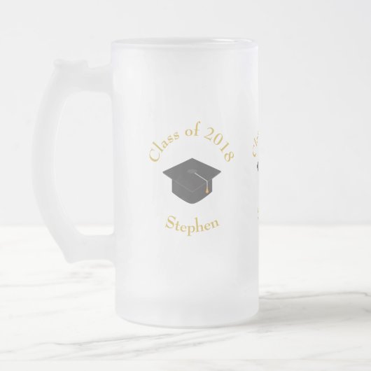 Black Graduation Cap Class of 20xx Custom Matglas Bierpul (Links)