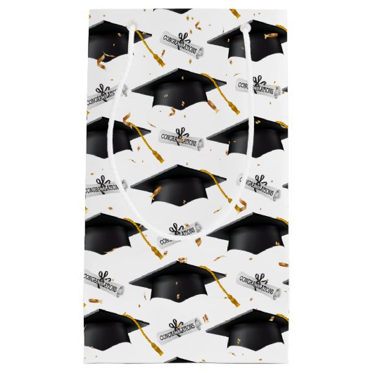 Black Graduation Caps with Diplomas Klein Cadeauzakje (Voorkant)